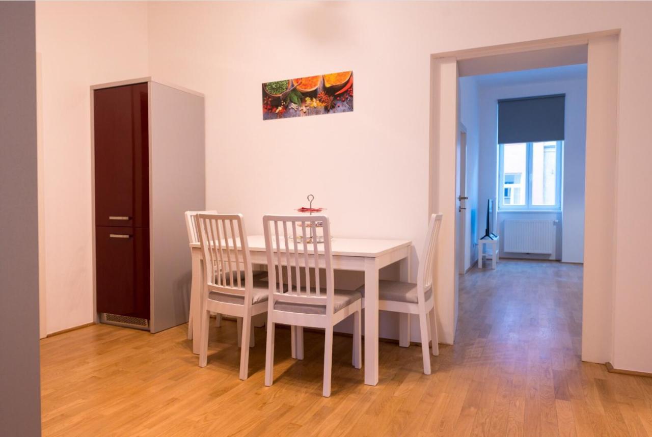 Charming Flat & Balcony Near Central Station L Bg5 Bécs Kültér fotó