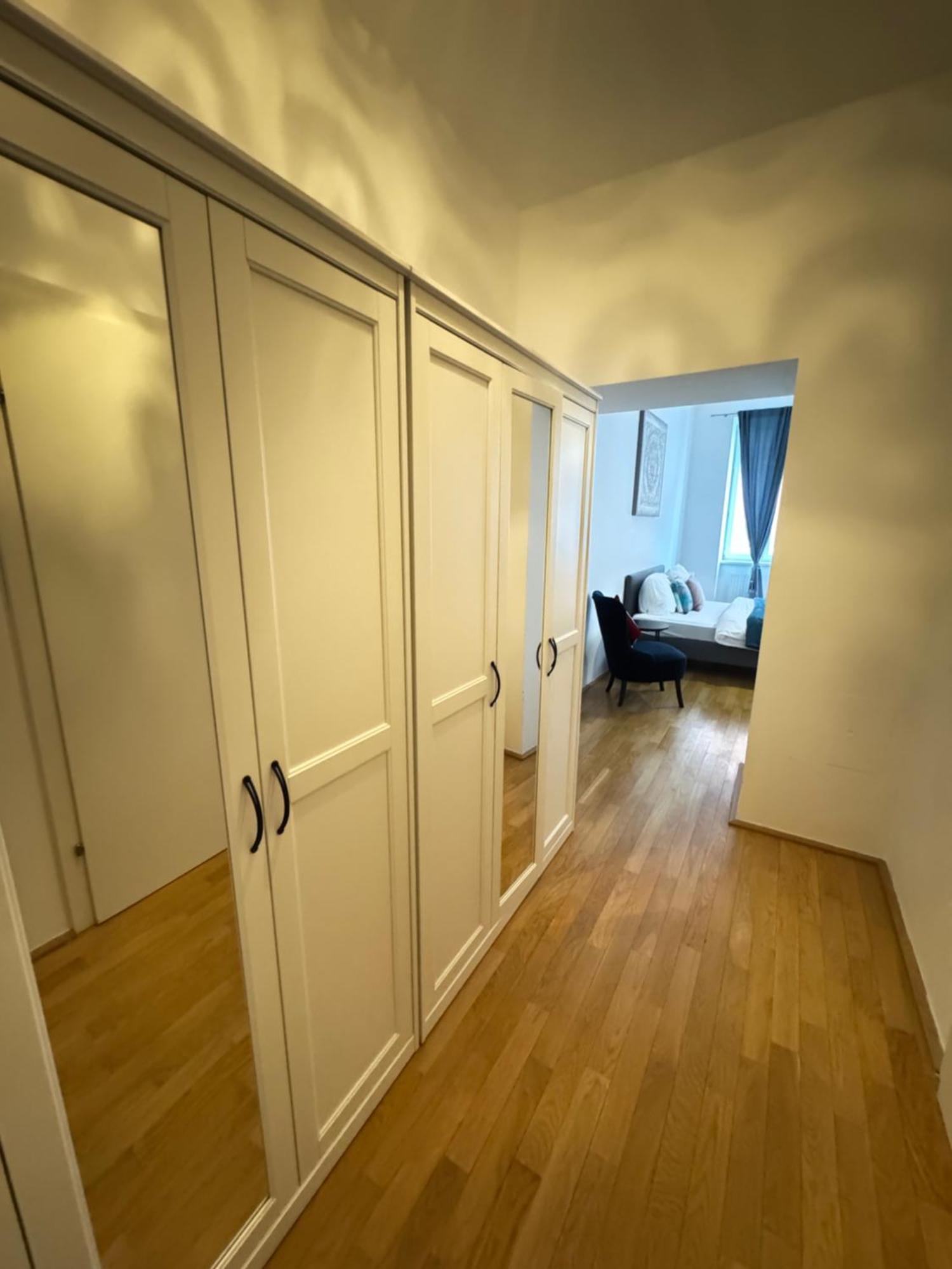 Charming Flat & Balcony Near Central Station L Bg5 Bécs Kültér fotó